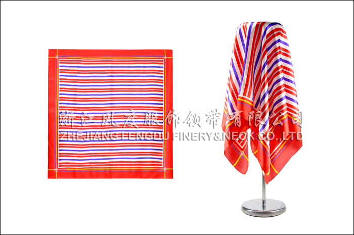 中国银行 真丝大方巾 规格：80x80