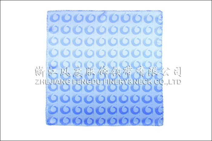 青岛国际机场 真丝小方巾 规格：21x21cm