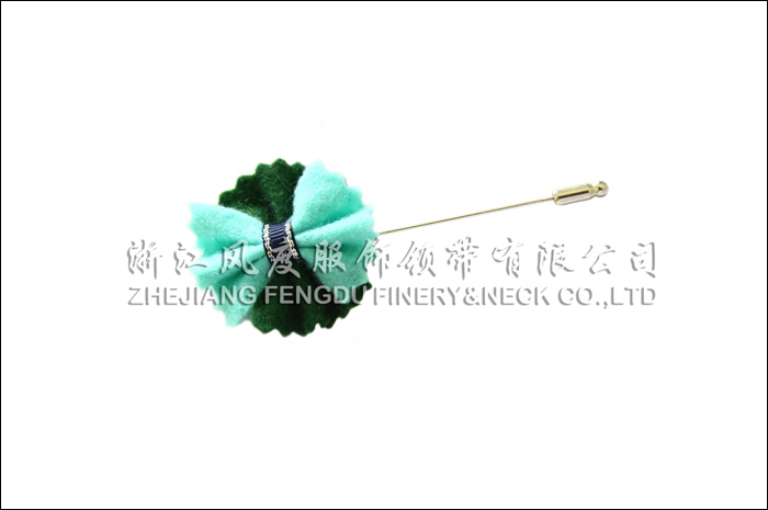 胸针