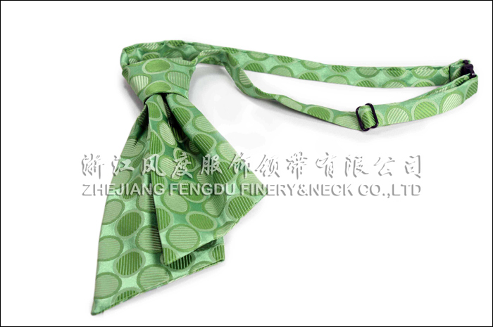 涤丝领花