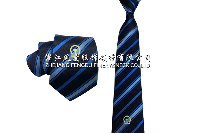 2015式铁路制服 色织真丝哔咔漫画
